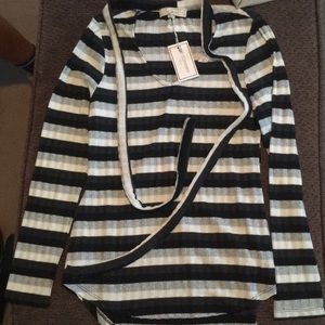 Women’s long sleeve shirt